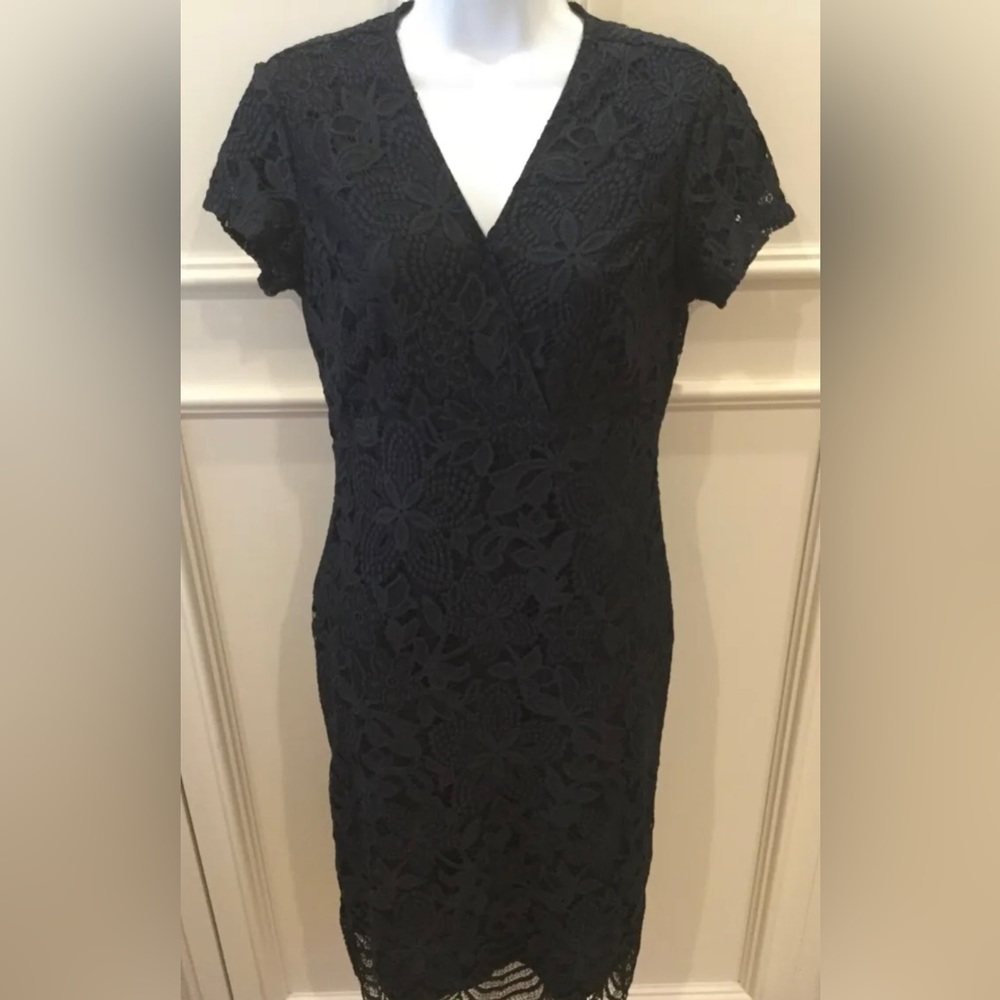 Navy Blue Dress Size 4 Floral Lace Midi Short Sleeve